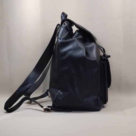 Black faux leather Backpack - Picture 3 of 16